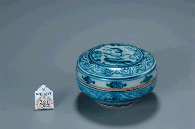 明 （15世紀）青花人物紋小盒